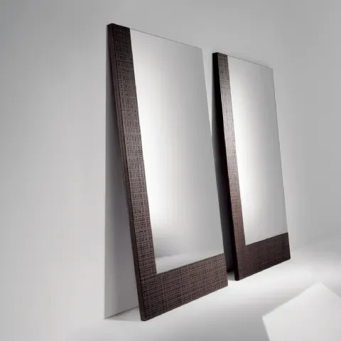Specchio rettangolare con cornice in legno BD02 di Laura Meroni