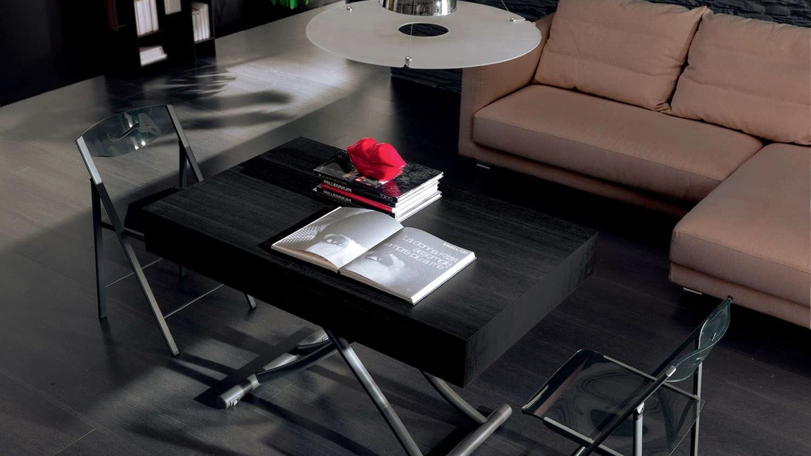 Tavolino trasformabile in tavolo Box in legno di Rovere Wild Carbone di Ozzio