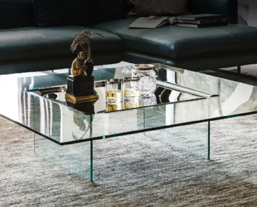 Tavolino in cristallo trasparente curvato Carrè di Cattelan Italia