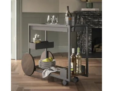 Tavolino su ruote a carrello con piani in legno Brandy di Cattelan Italia