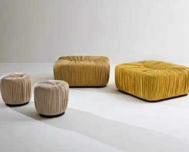 Pouf Drapè in pelle drappeggiata di Laura Meroni