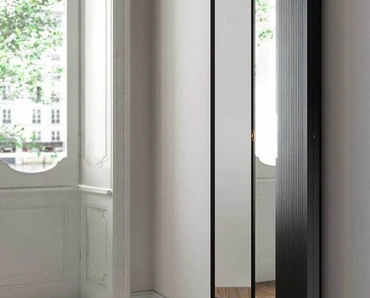 Specchio Lungo Duo in frassino massello di Poltrona Frau