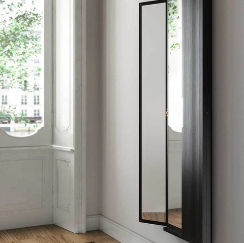 Specchio Lungo Duo in frassino massello di Poltrona Frau