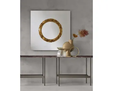 Specchio Ritratto con cornice in legno tonda applicata direttamente sulla superficie specchiante di Fiam