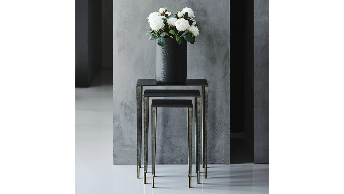 Tavolino Brushed Grey con parti in ottone Spillo di Cattelan Italia