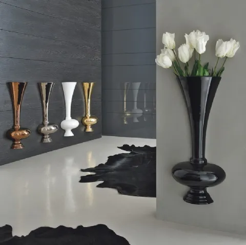Vaso da muro di design in ceramica Tromba Fifty di Adriani e Rossi