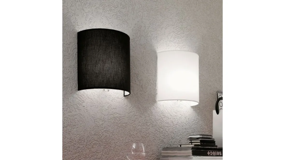 Lampada in tessuto bianco o nero Applique Luna di Adriani e Rossi