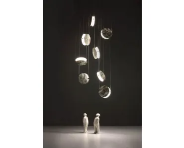 Lampada a sospensione con dischi magnetici intercambiabili in onice verde Clis di Laura Meroni