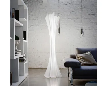 Lampada appendiabiti da terra in polietilene bianco Sipario Light di Cattelan Italia