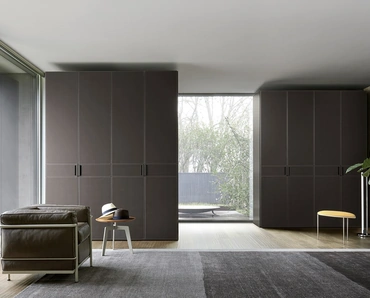 Armadio con anta in ecopelle Eco di Sangiacomo