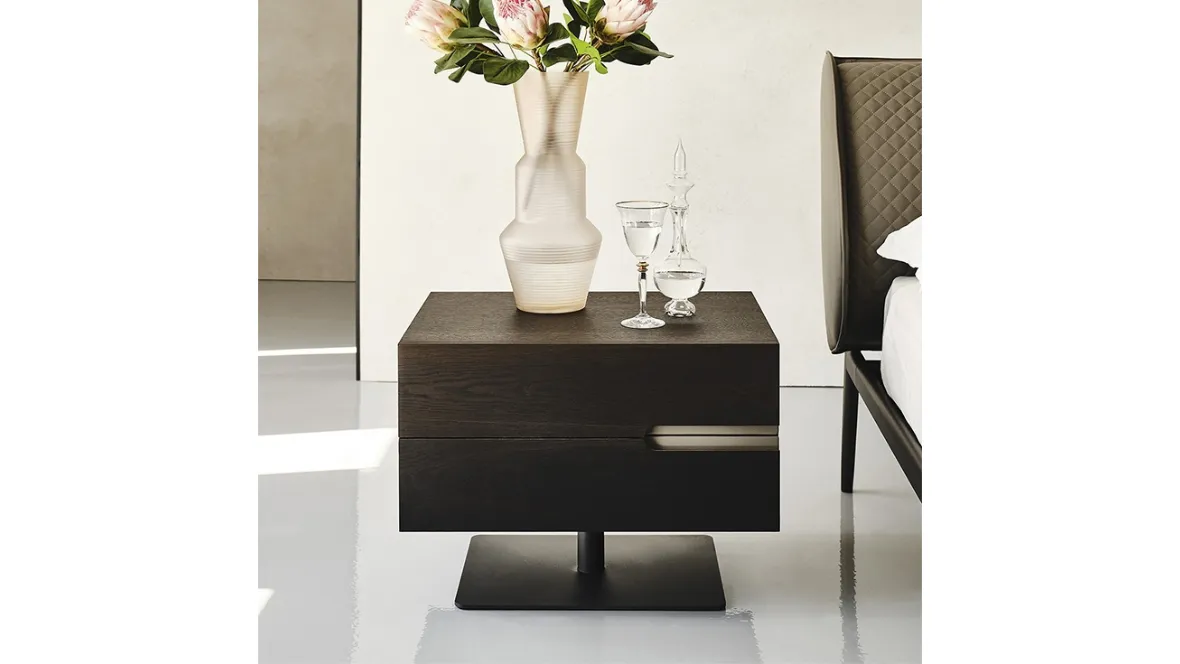 Comodino Ciro con base di Cattelan Italia