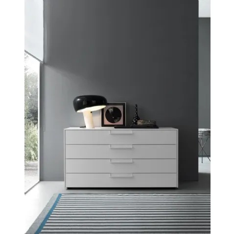 Comò Flat in legno laccato di Giellesse