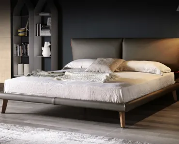 Letto imbottito con testiera Adam di Cattelan Italia