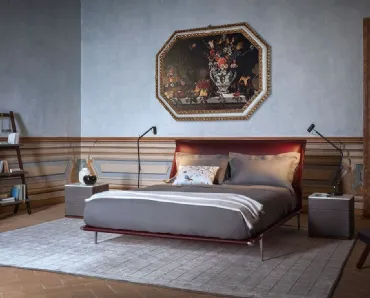 Letto in pelle con testiera Mr Moonlight di Poltrona Frau