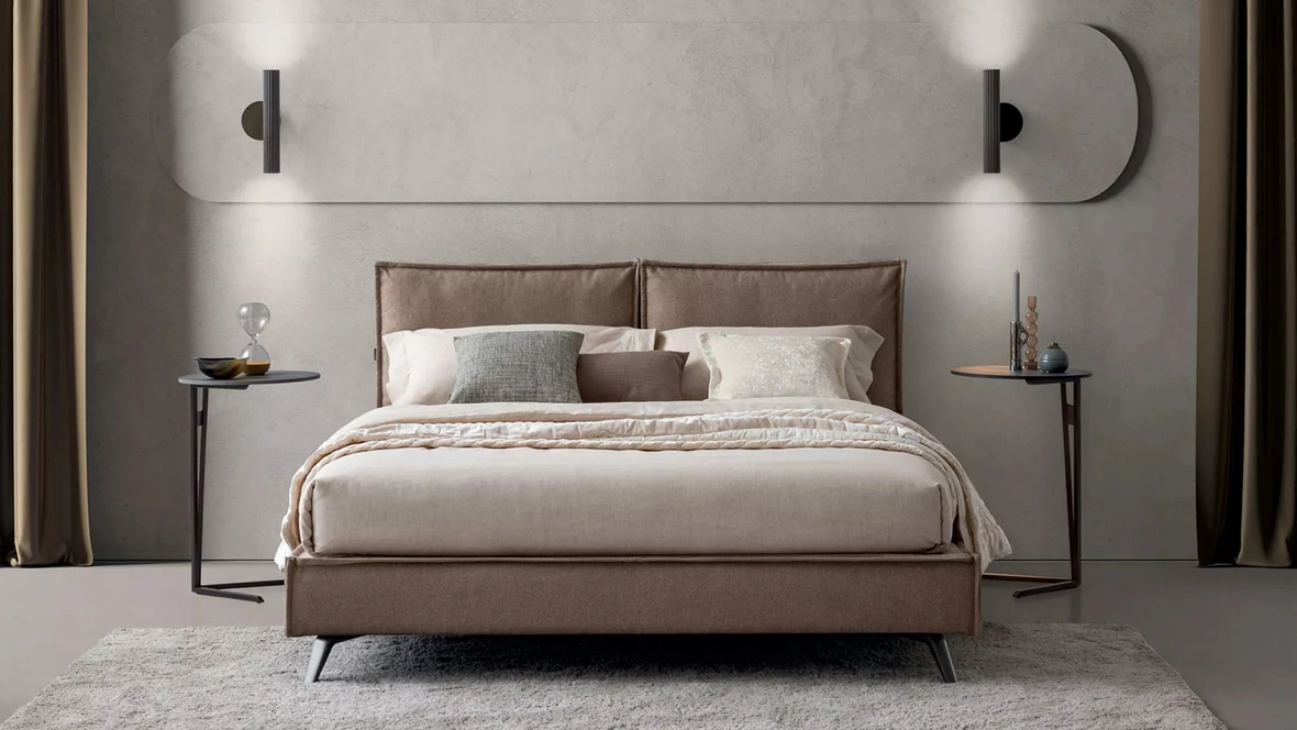 Letto in tessuto Metro di Oggioni