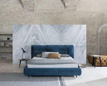 Letto Plissé in tessuto con testiera di Flexteam