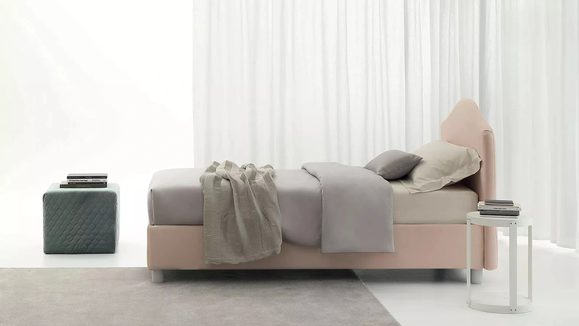 Letto singolo in tessuto Luxury di Oggioni