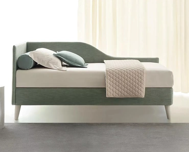 Daybed singolo con contenitore Golf 131 di Oggioni