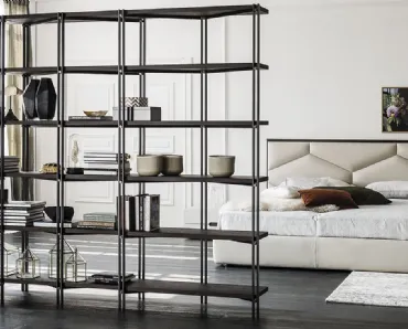 Libreria divisoria in metallo con ripiani in legno Hudson di Cattelan Italia