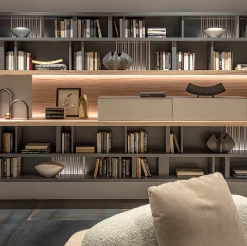 Libreria sospesa 23 di Turati T4