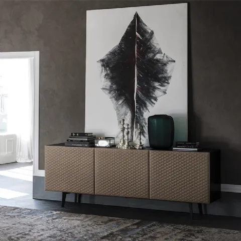 Madia in legno con ante rivestite in ecopelle Absolut di Cattelan Italia