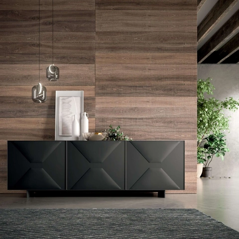 Madia Grace a tre ante con struttura in laccato opaco e ante rivestite in cuoio color Moka di Ozzio