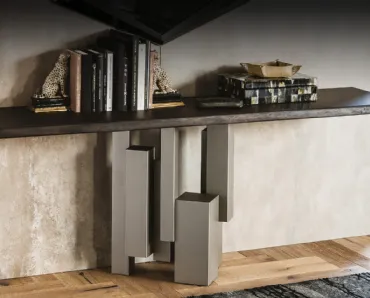 Consolle con base in acciaio e piano in legno massello Skyline di Cattelan Italia