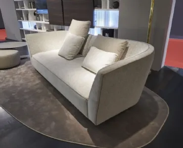 Divano lineare Cloud Limited Edition di Art Nova