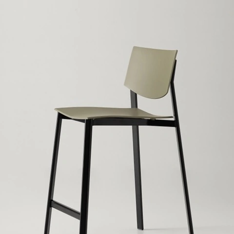 Sgabello Beba di Pointhouse