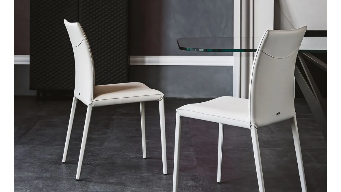 Sedia in pelle con braccioli e schienale alto Norma di Cattelan Italia