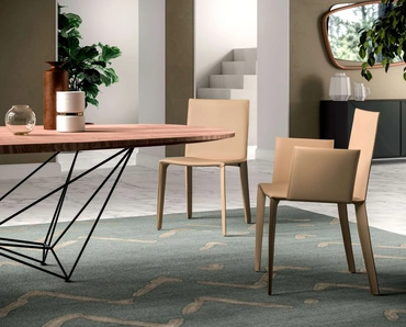 Sedia di design con e senza braccioli completamente rivestita in cuoio Frisbee di Ozzio