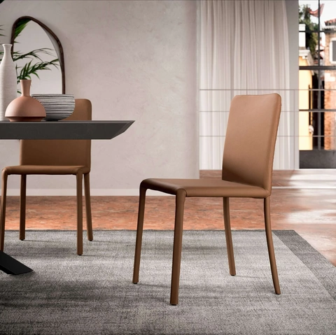 Sedia in pelle Lunette di Ozzio