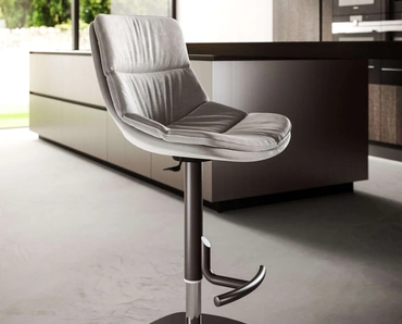 Sgabello Scott in tessuto di Ozzio