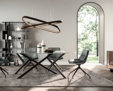 Sedia girevole in pelle imbottita Sveva di Ozzio