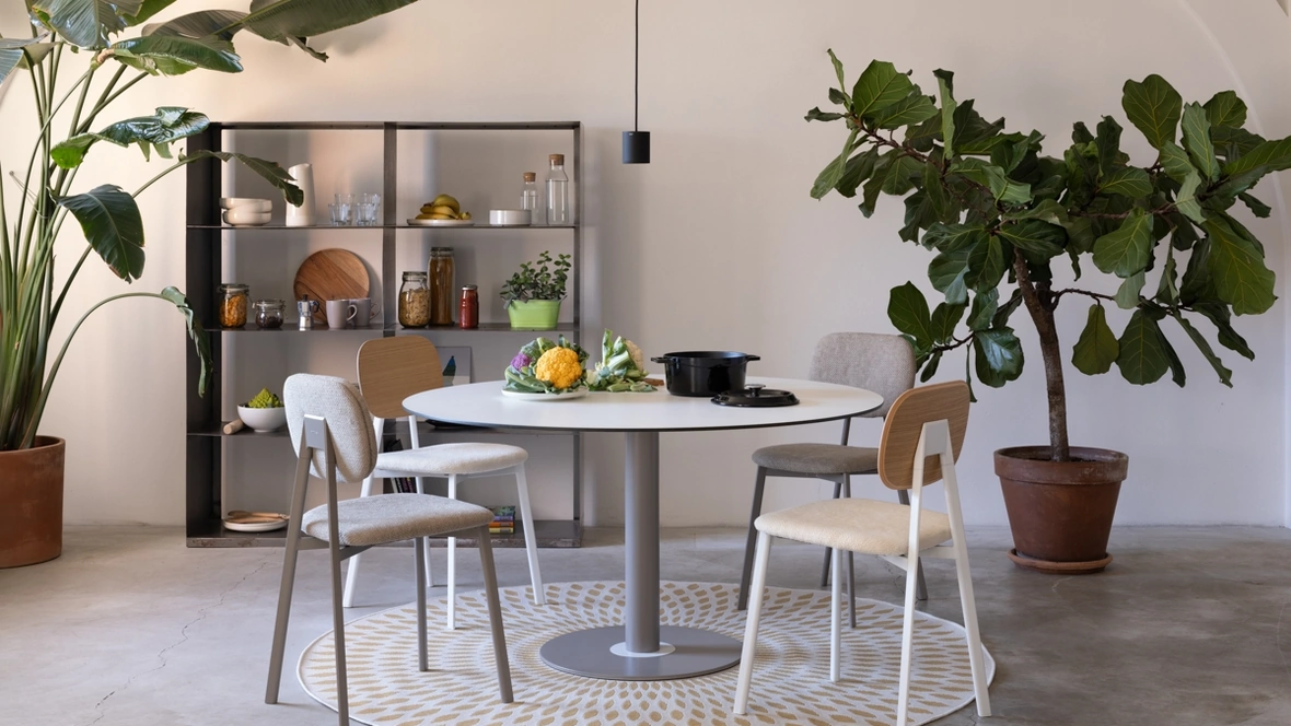 Sedia Tata for the Planet di Pointhouse