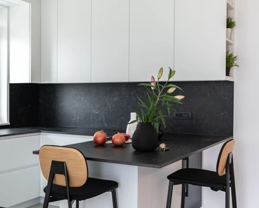 Sgabello con rivestimento in tessuto Tata6 di Pointhouse