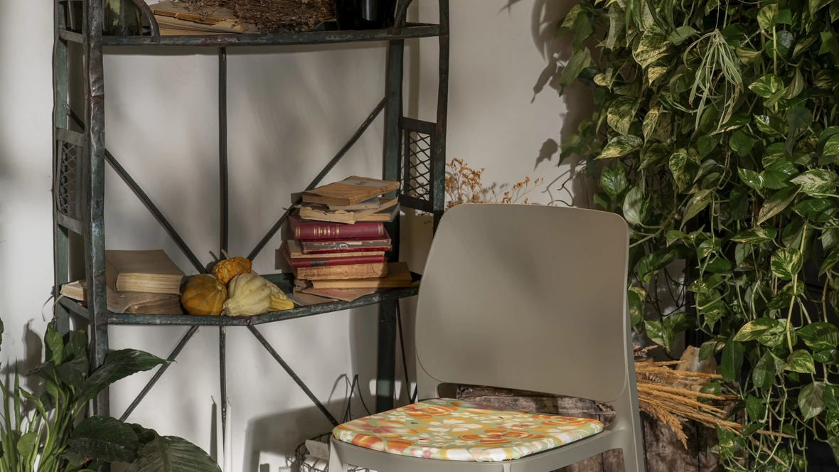 Sedia Tipa Ika Jane in polipropilene di Pointhouse