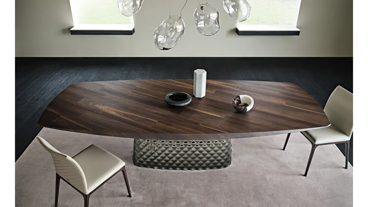 Tavolo con base in cristallo specchiato e piano in legno Atrium Wood di Cattelan Italia