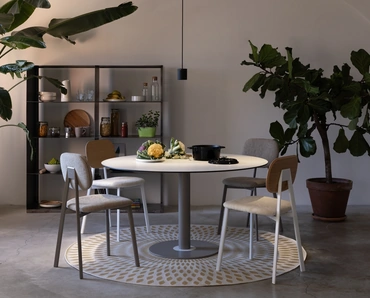 Tavolo Big Ovo Tondo di Pointhouse