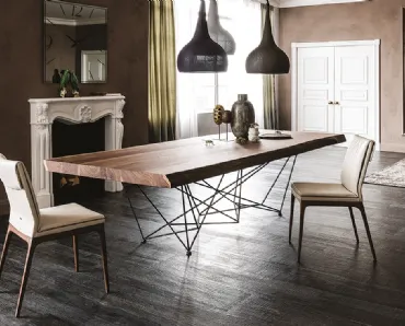 Tavolo con piano in legno di noce massello con bordi irregolari Gordon Deep Wood di Cattelan Italia