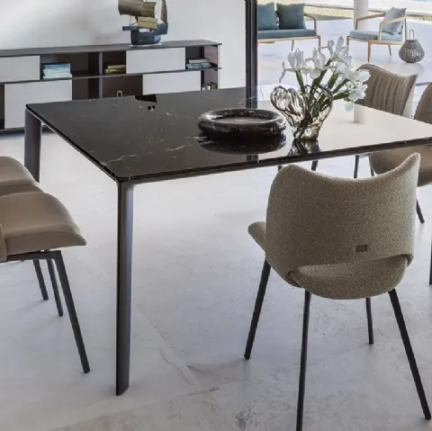 Tavolo Homey di Poltrona Frau
