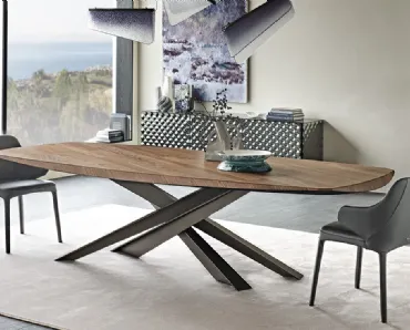 Tavolo rettangolare con piano in legno pregiato Lancer Wood di Cattelan Italia