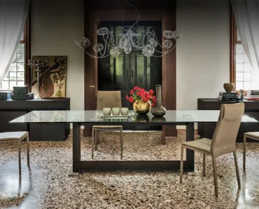 Tavolo rettangolare in vetro con base in legno Monaco di Cattelan Italia