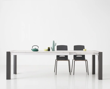 Tavolo allungabile Milano con top laminato effetto marmo e gambe verniciate finitura piombodi Pointhouse