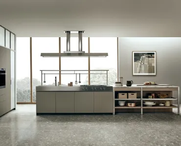 Cucina Design con isola KLab 01 in laccato Zero Gloss Limo di Ernestomeda