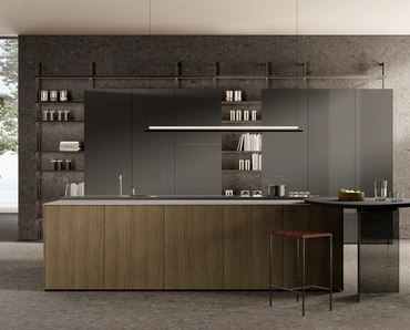 Cucina Design in laccato lucido con isola in legno One 06 di Ernestomeda