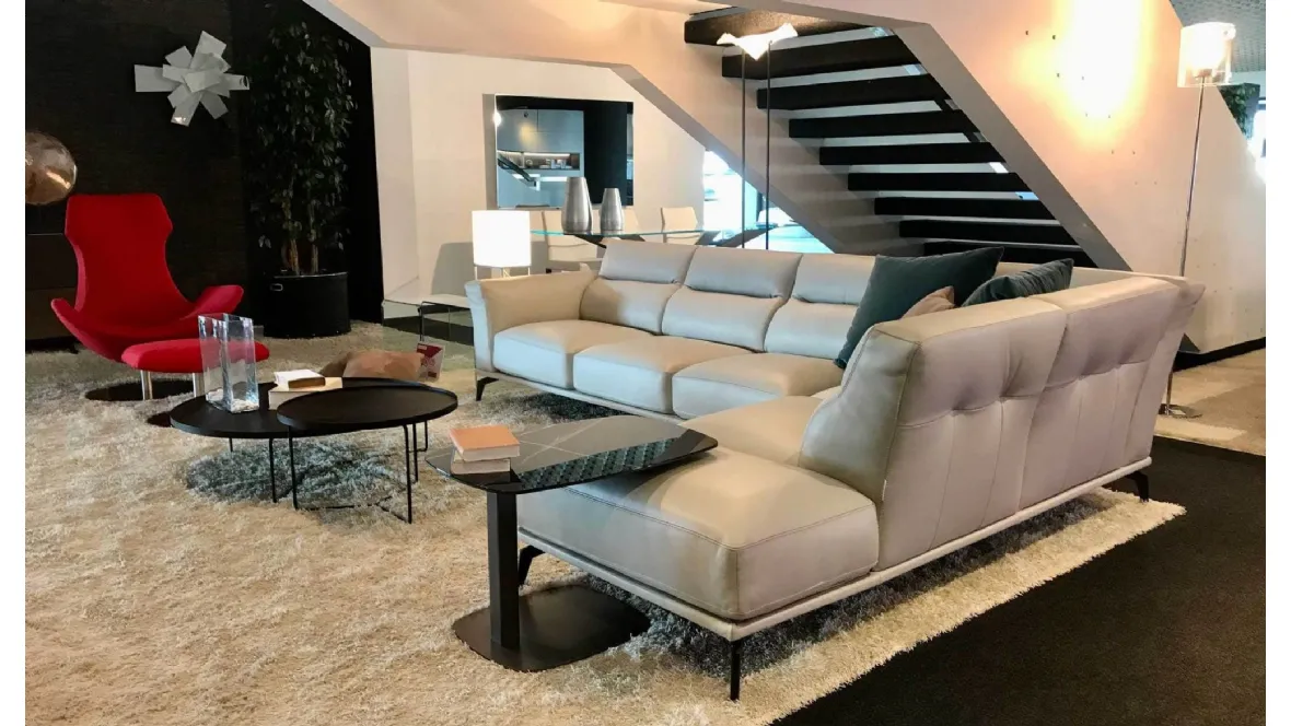 Divano in pelle ad angolo