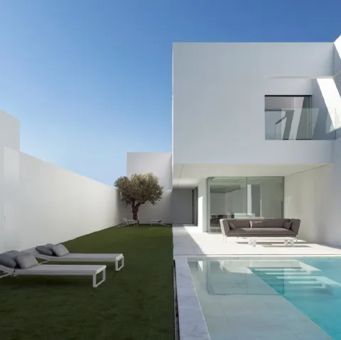 Lettino Blau Chaise Lounge di Gandia Blasco
