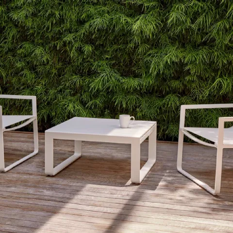 Poltroncina Flat in tessuto e alluminio di Gandia Blasco