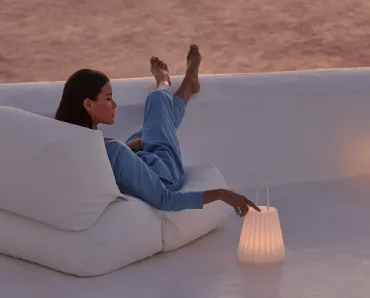 Poltroncina Grapy Lounge Chair di Gandia Blasco